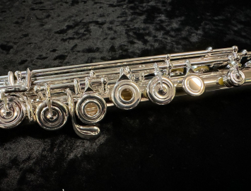 Photo Haynes Q1 Flute OEC#B, Serial #8494 - Lightly Played Store Stock!